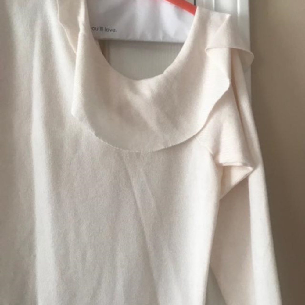 William Rast white sweater - Picture 2 of 6